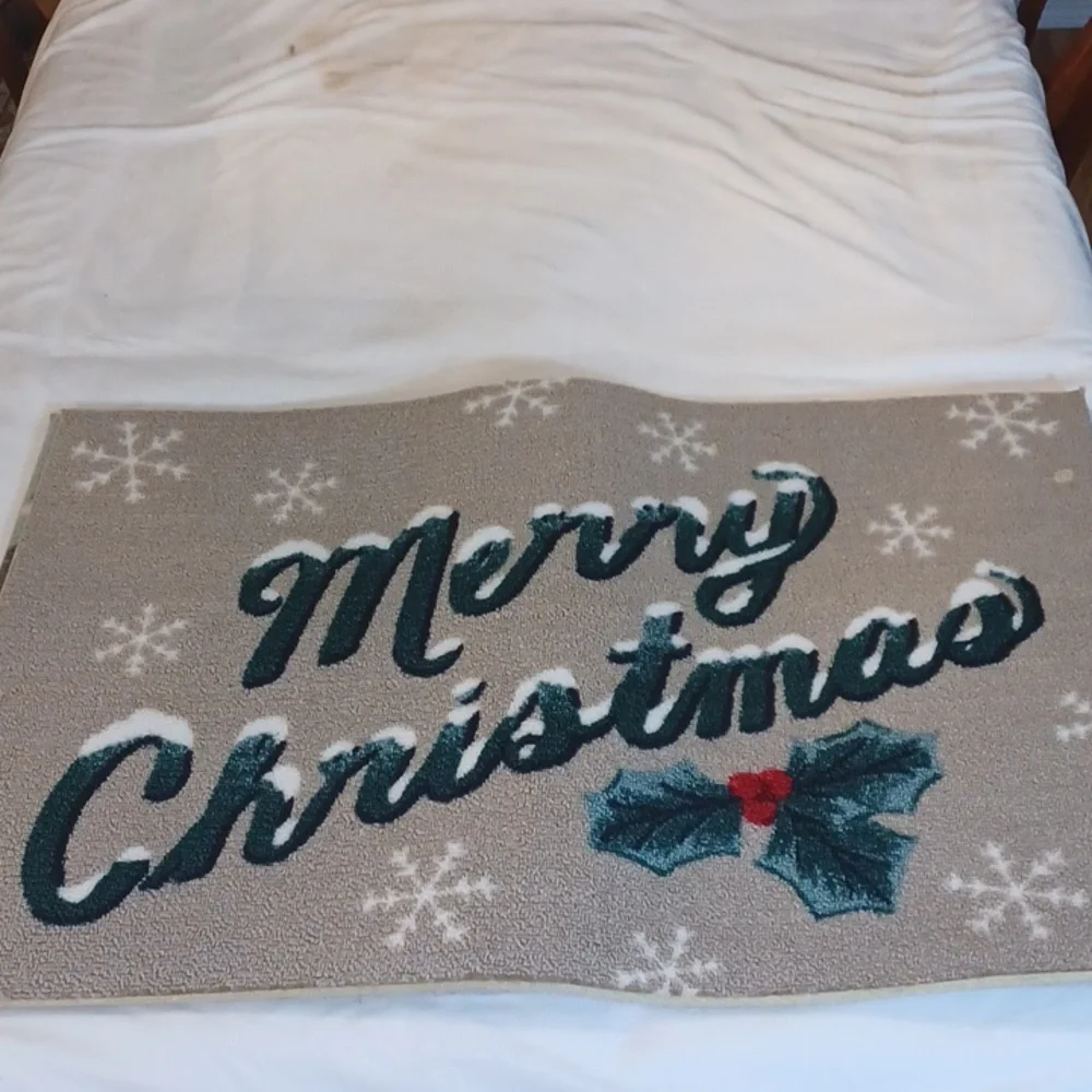St. Nicholas Square Holiday Rugs 2 - New